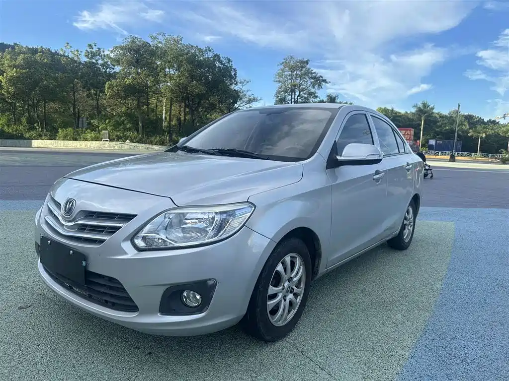Changan V3 2014
