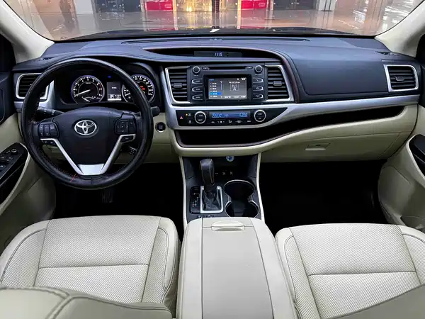 Toyota Highlander 2017