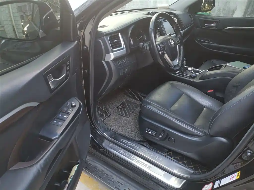 Toyota Highlander 2016 — фото 14