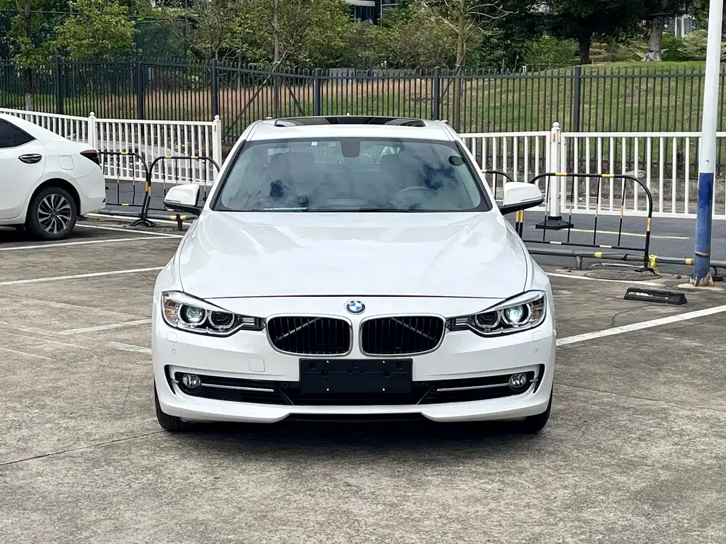BMW 3 Series 2015