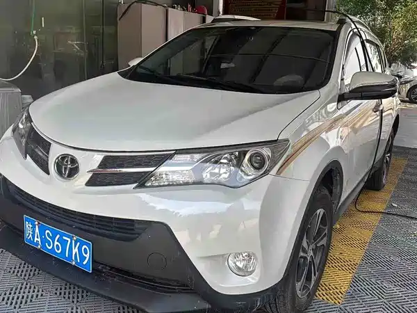 Toyota RAV4 2016
