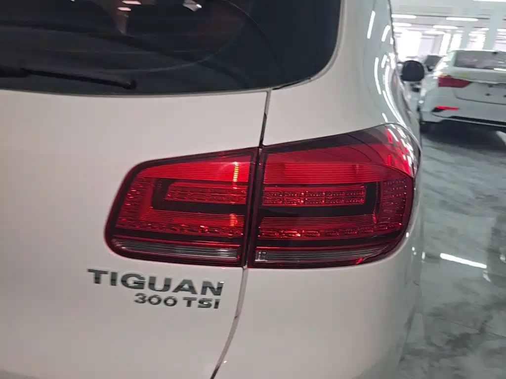 Volkswagen Tiguan 2018 — фото 8