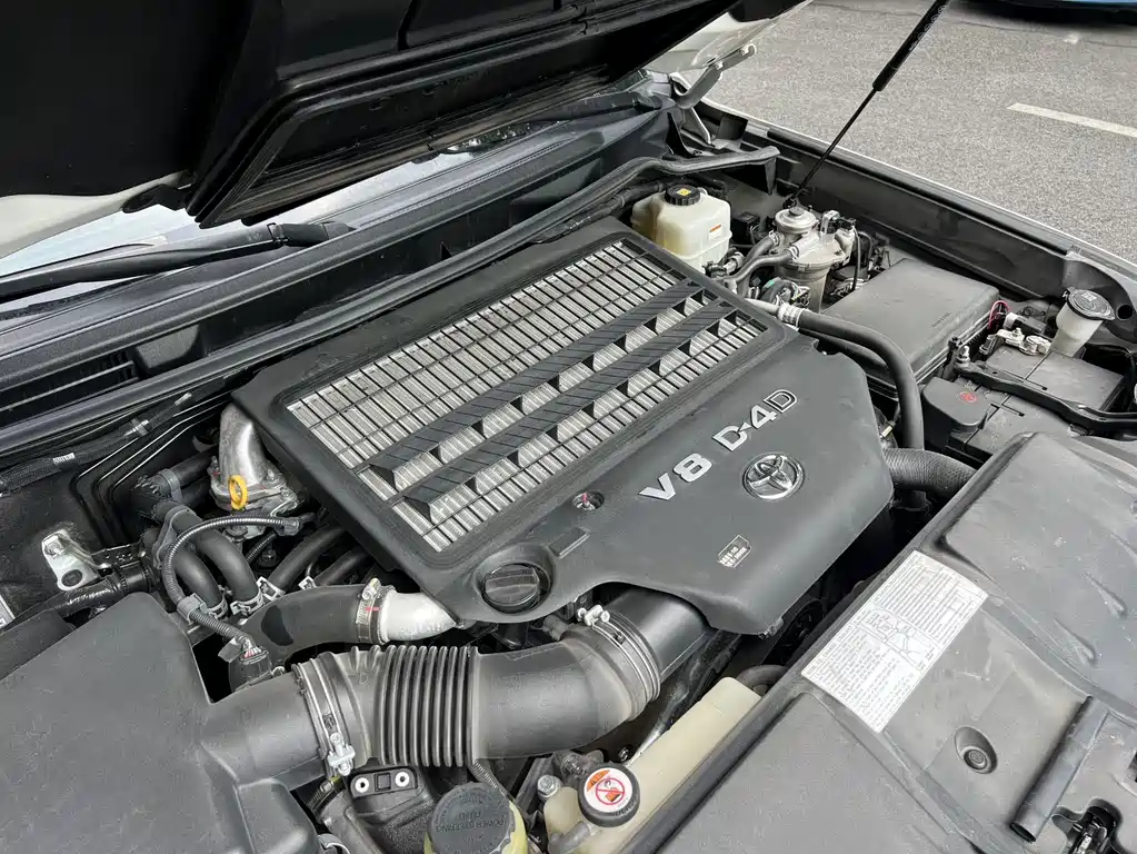 Toyota Land Cruiser 2020 — фото 16