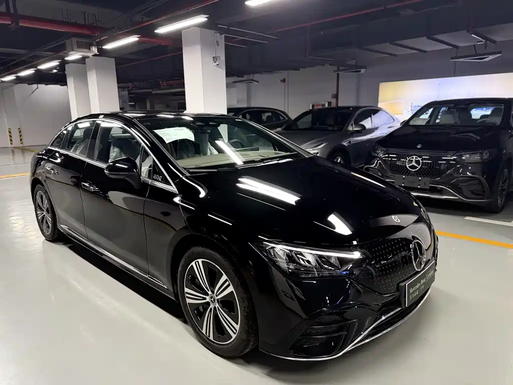 Mercedes-Benz EQE 2025