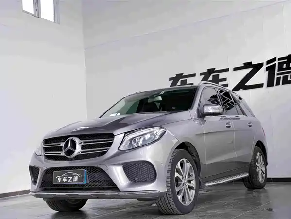 Mercedes-Benz GLE 2016