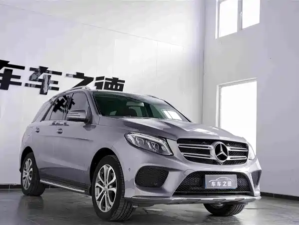 Mercedes-Benz GLE 2016