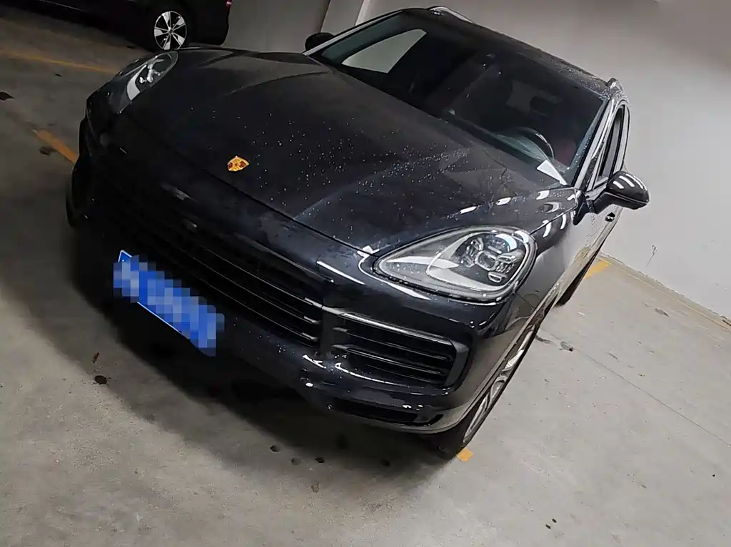 Porsche Cayenne 2022