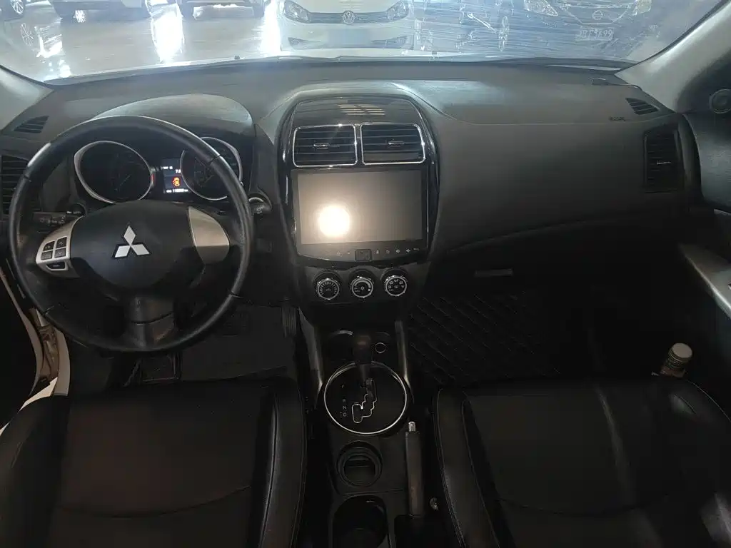 Mitsubishi ASX 2016 — фото 12