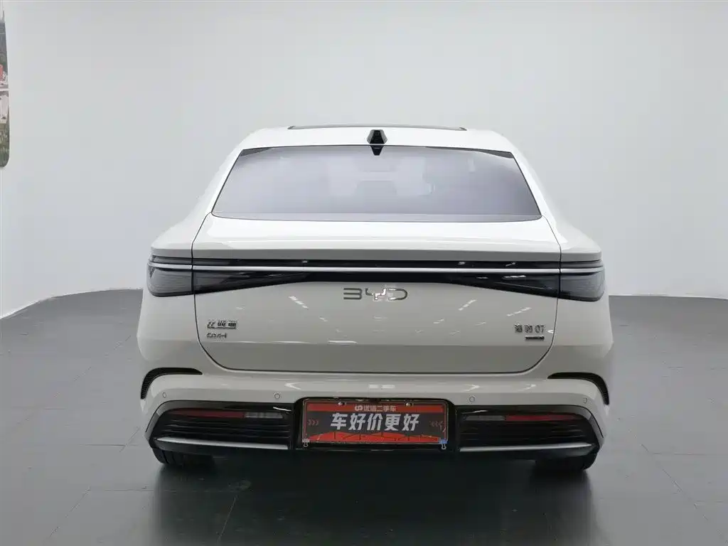 BYD Seal 07 DM-i 2025 — фото 4