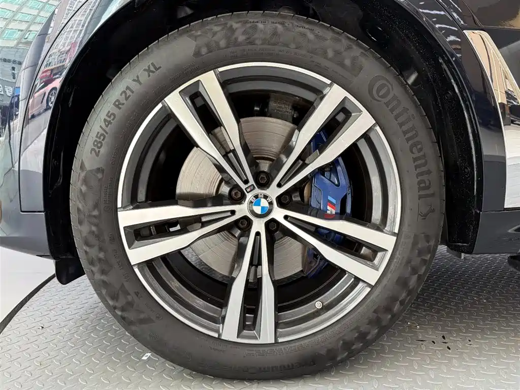 BMW X7 2022 — фото 8