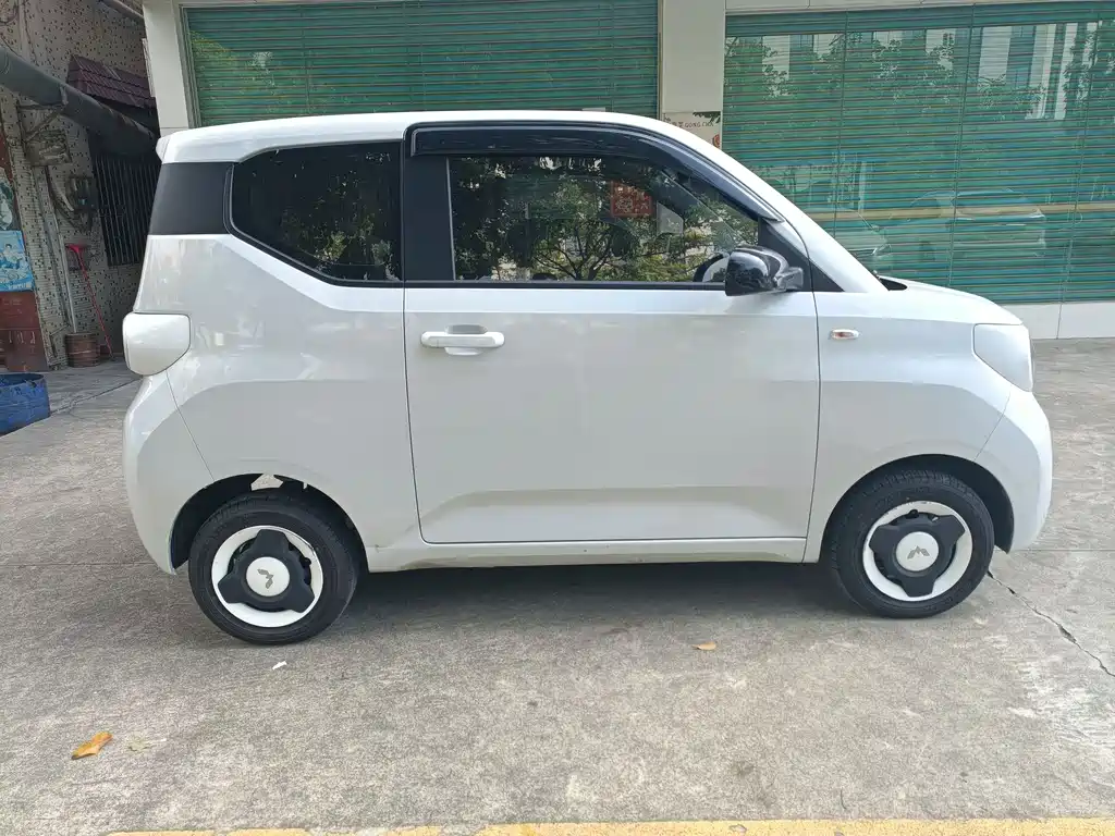 Wuling MINIEV 2025