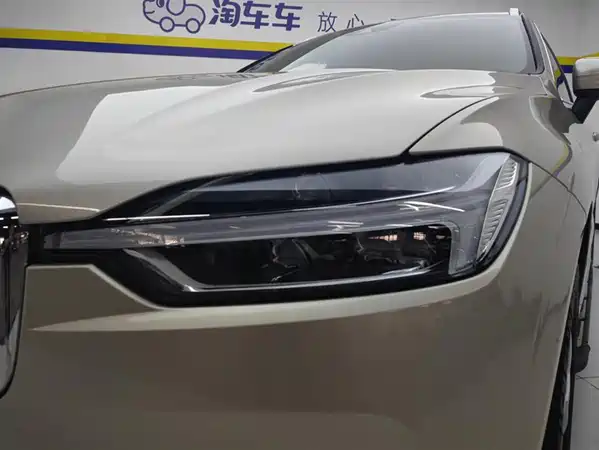 Volvo XC60 2021