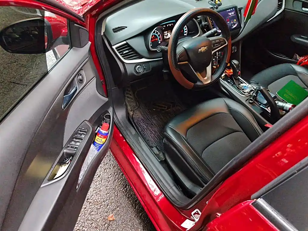 Chevrolet Cavalier 2017 — фото 14
