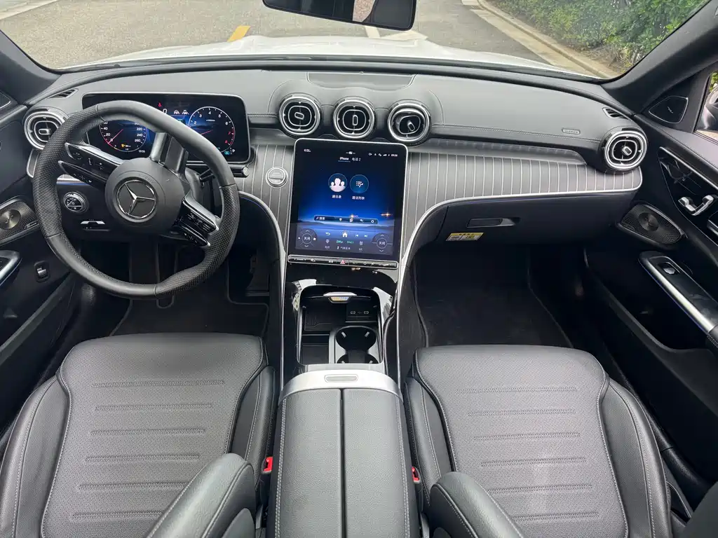 Mercedes-Benz C-Class 2026 — фото 15