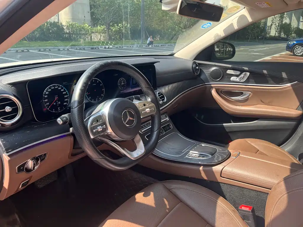 Mercedes-Benz E-Class 2018 — фото 4