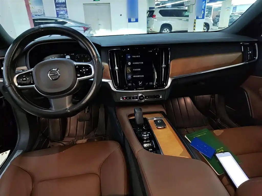Volvo S90 2021 — фото 10