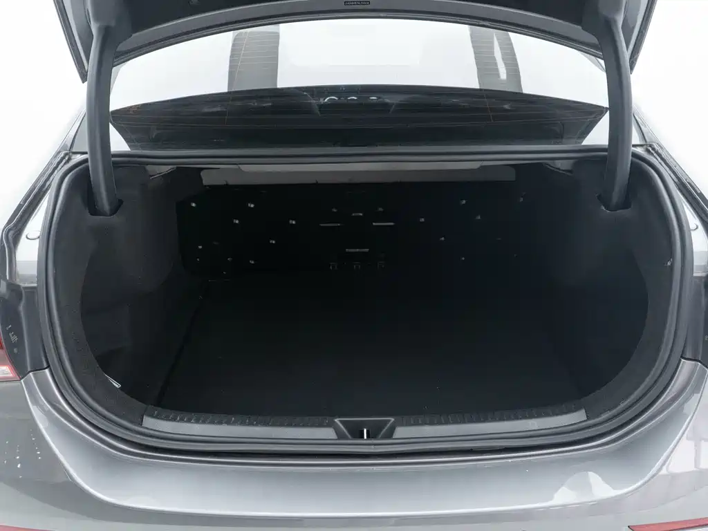 Mercedes-Benz A-Class 2022 — фото 19