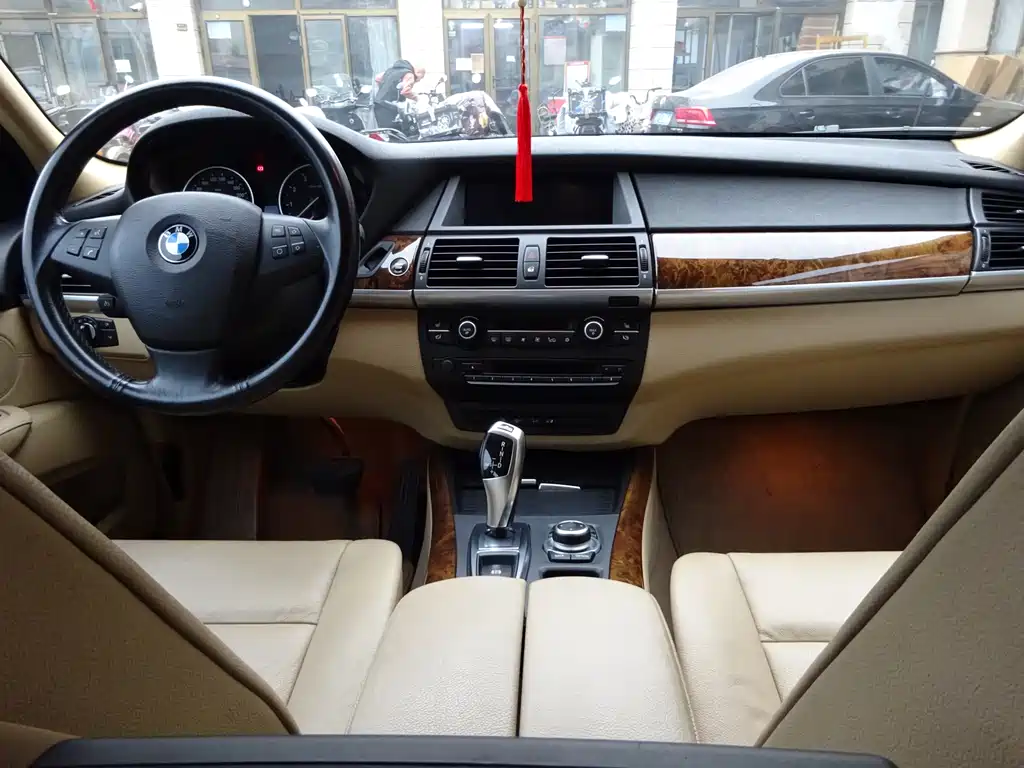 BMW X5 2011 — фото 19