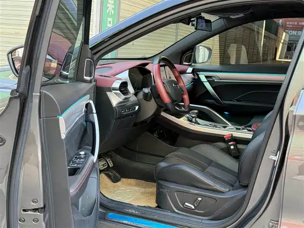 Geely Binyue 2021