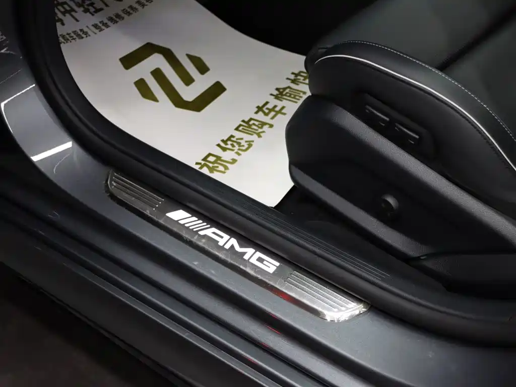 Mercedes-Benz E-Class AMG 2021 — фото 11