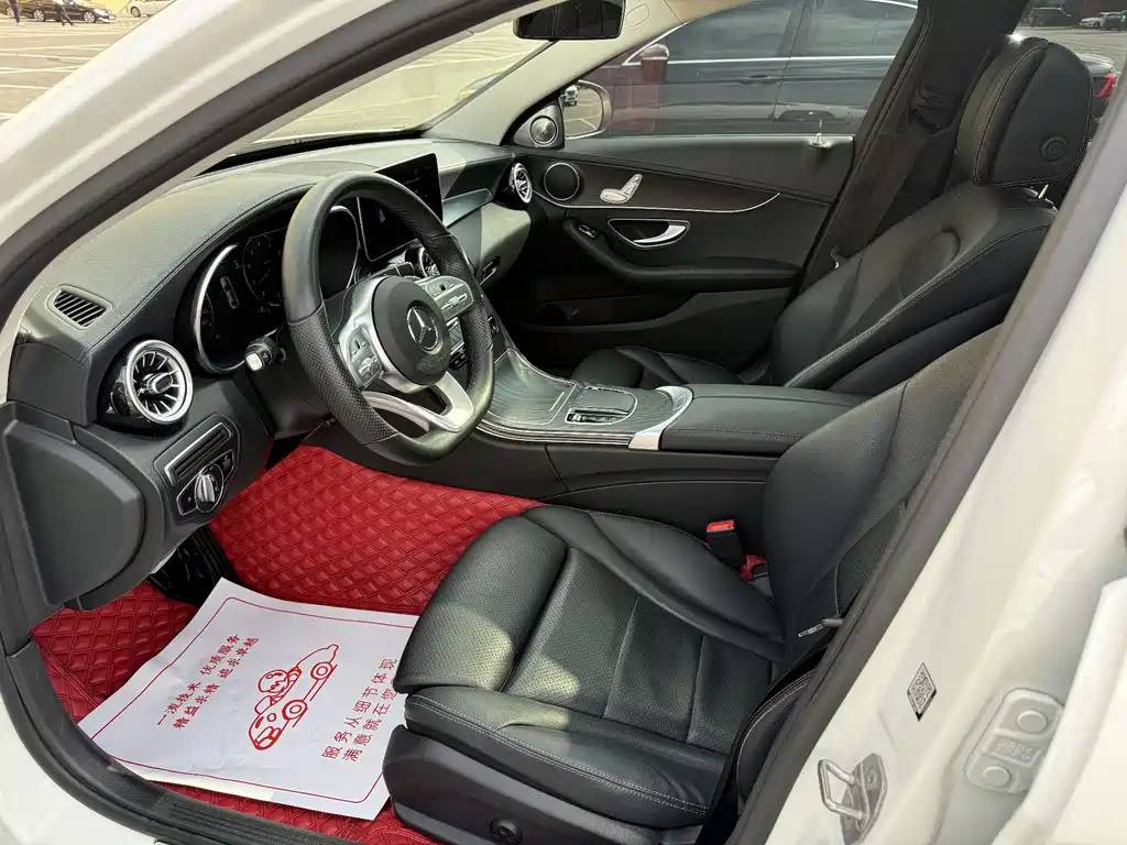 Mercedes-Benz C-Class 2021