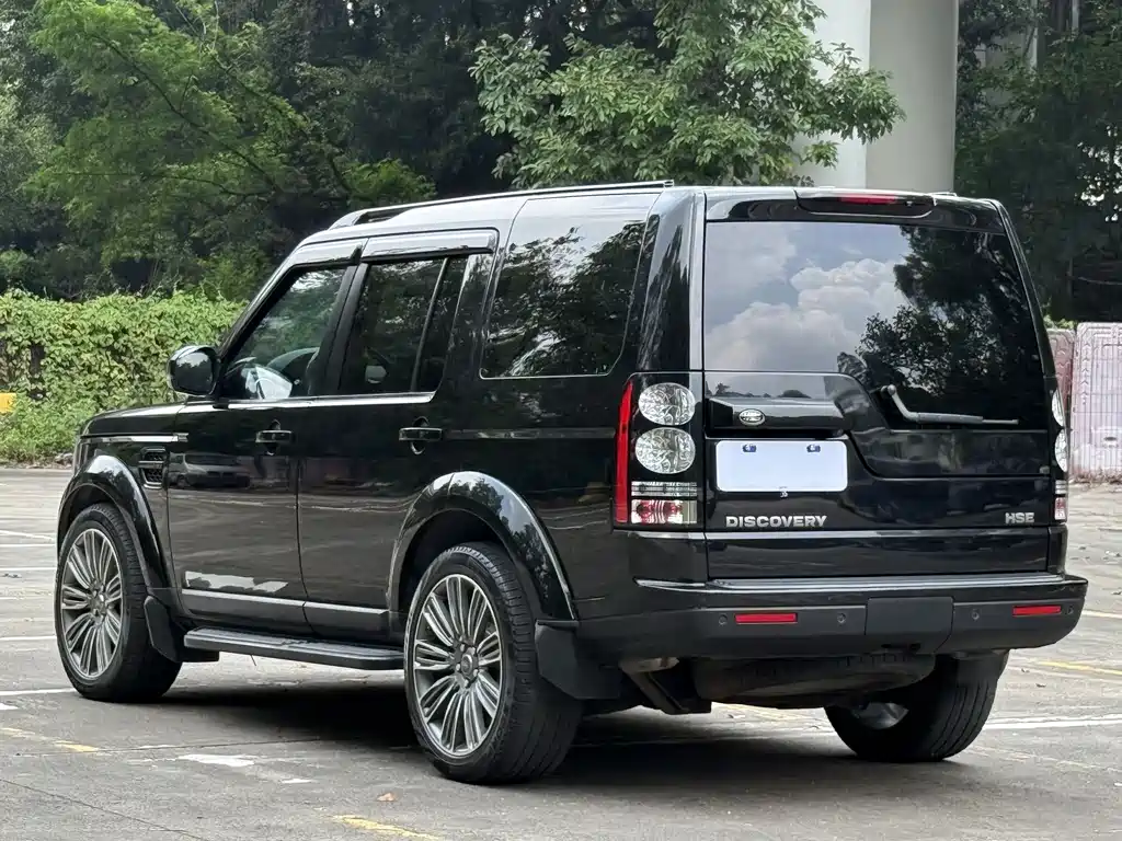 Land Rover Discovery 2015 — фото 7