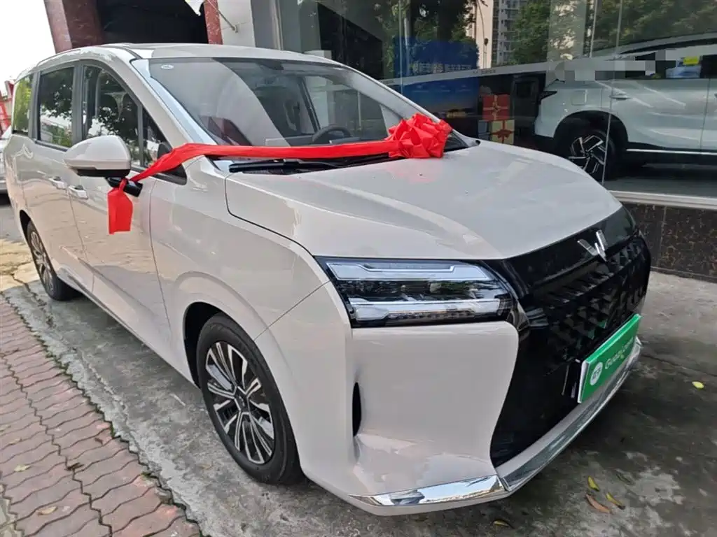Wuling Starlight 730 EV 2025 — фото 4
