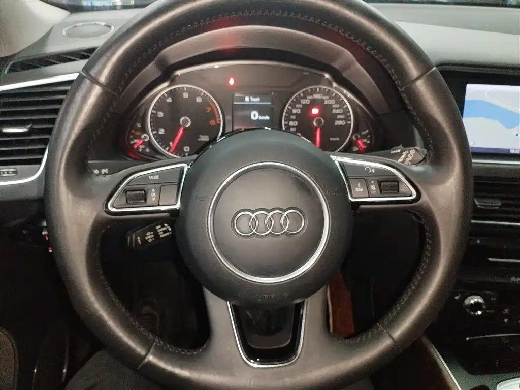 Audi Q5 2015 — фото 7