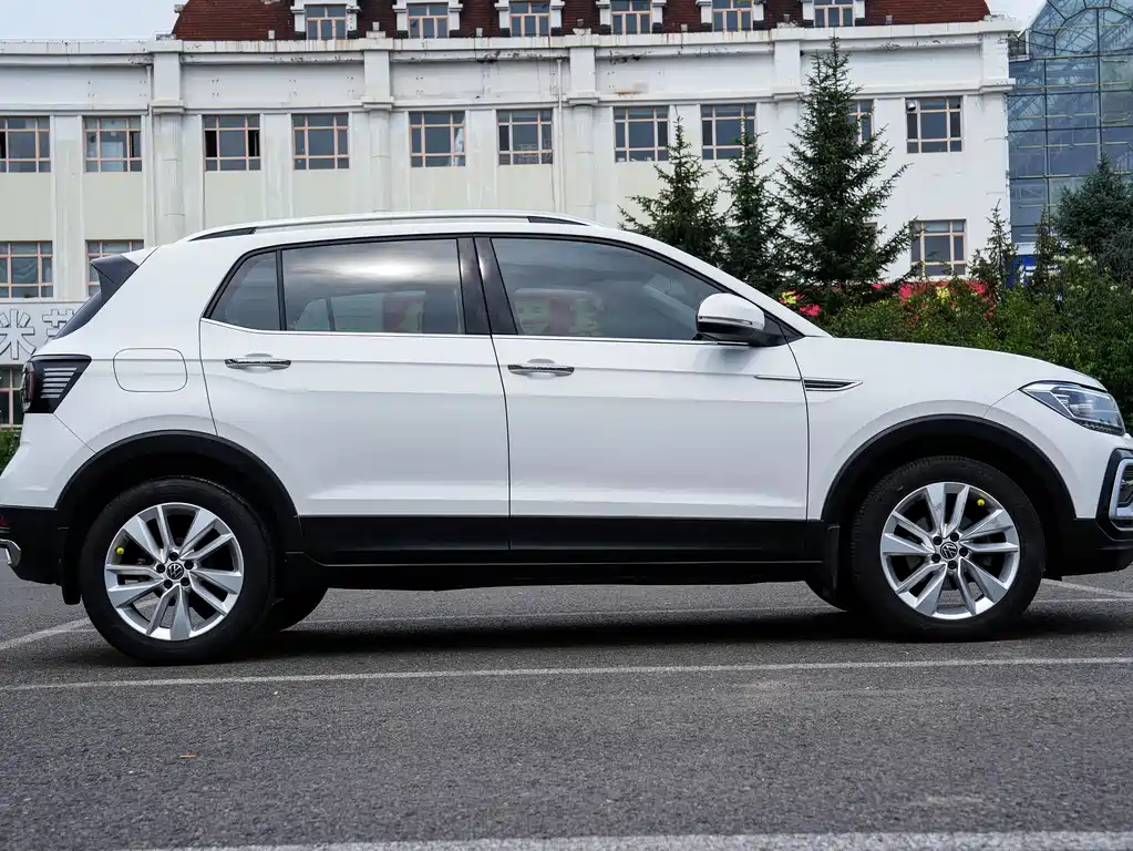 Volkswagen T-Cross 2022 — фото 8
