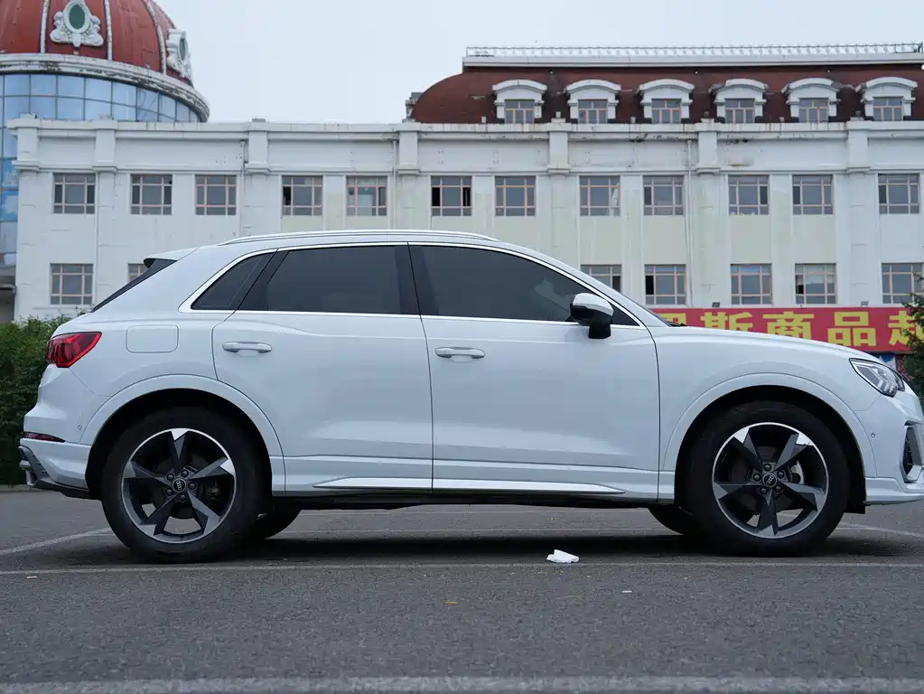 Audi Q3 2022