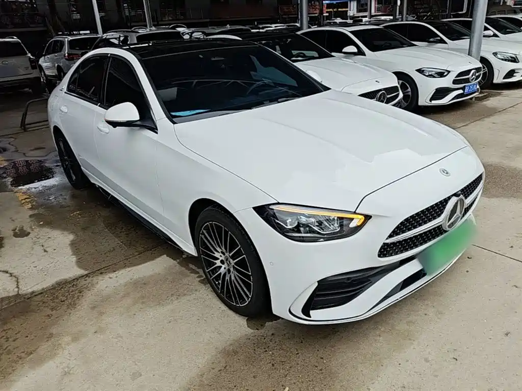 Mercedes-Benz C-Class 2023 — фото 4