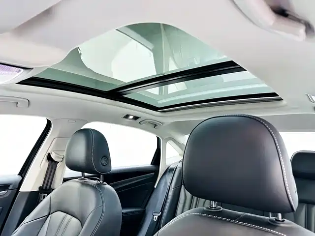 Volkswagen Passat 2022 — фото 14