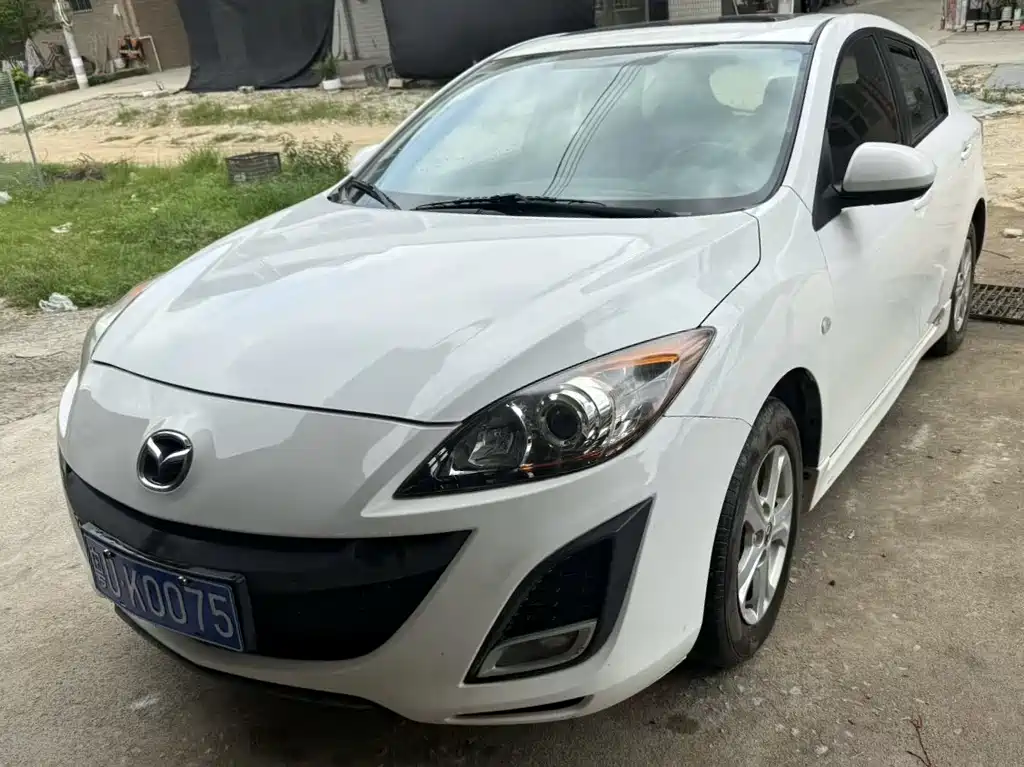 Mazda 3 Xingcheng 2013