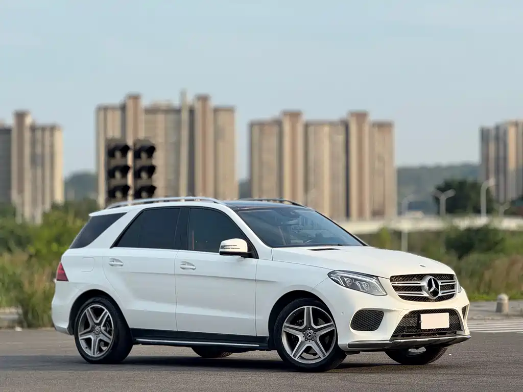 Mercedes-Benz GLE 2018 — фото 3