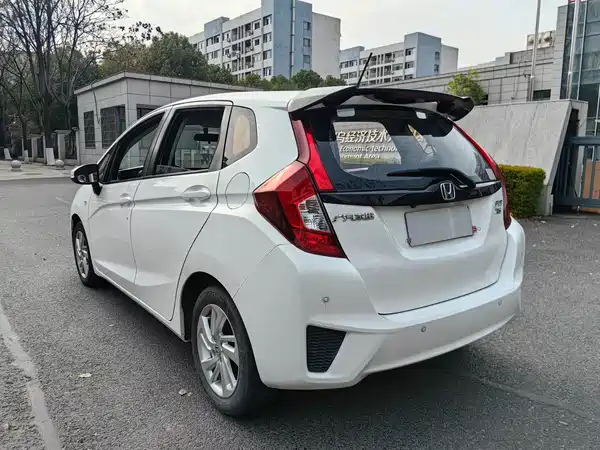 Honda Fit 2016