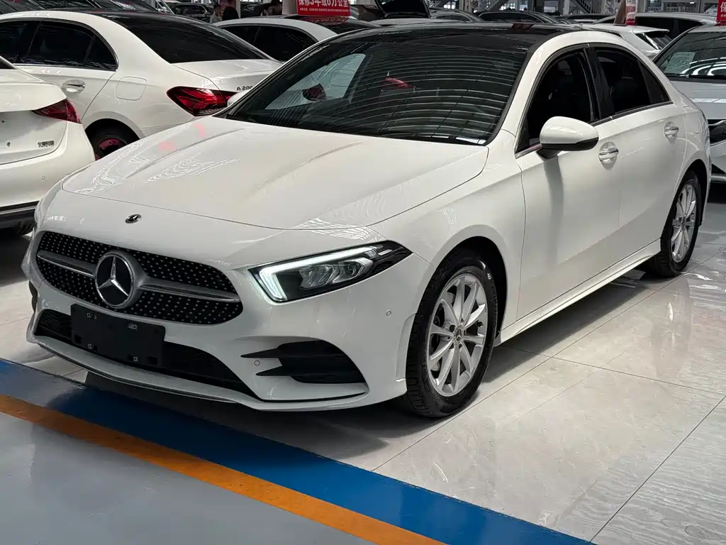 Mercedes-Benz A-Class 2021 — фото 1
