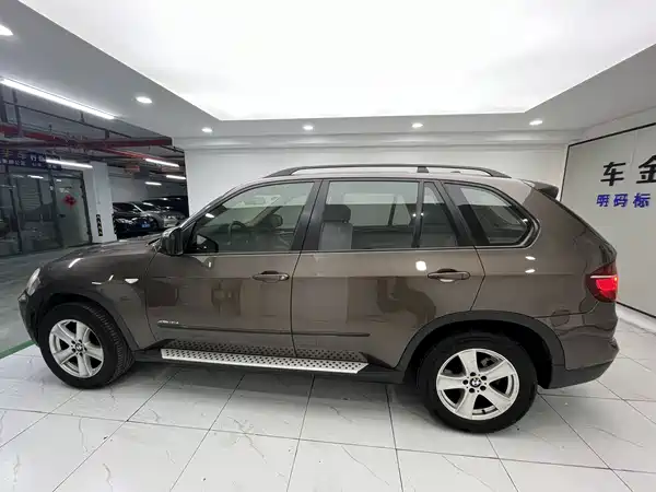 BMW X5 2011