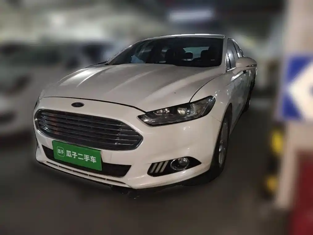 Ford Mondeo 2015 — фото 12