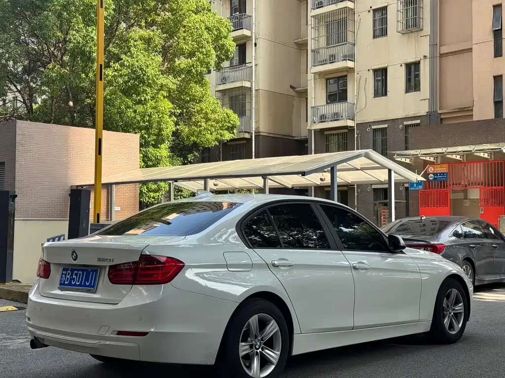 BMW 3 Series 2015 — фото 3