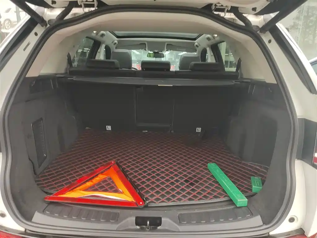 Land Rover Discovery Sport 2019 — фото 15