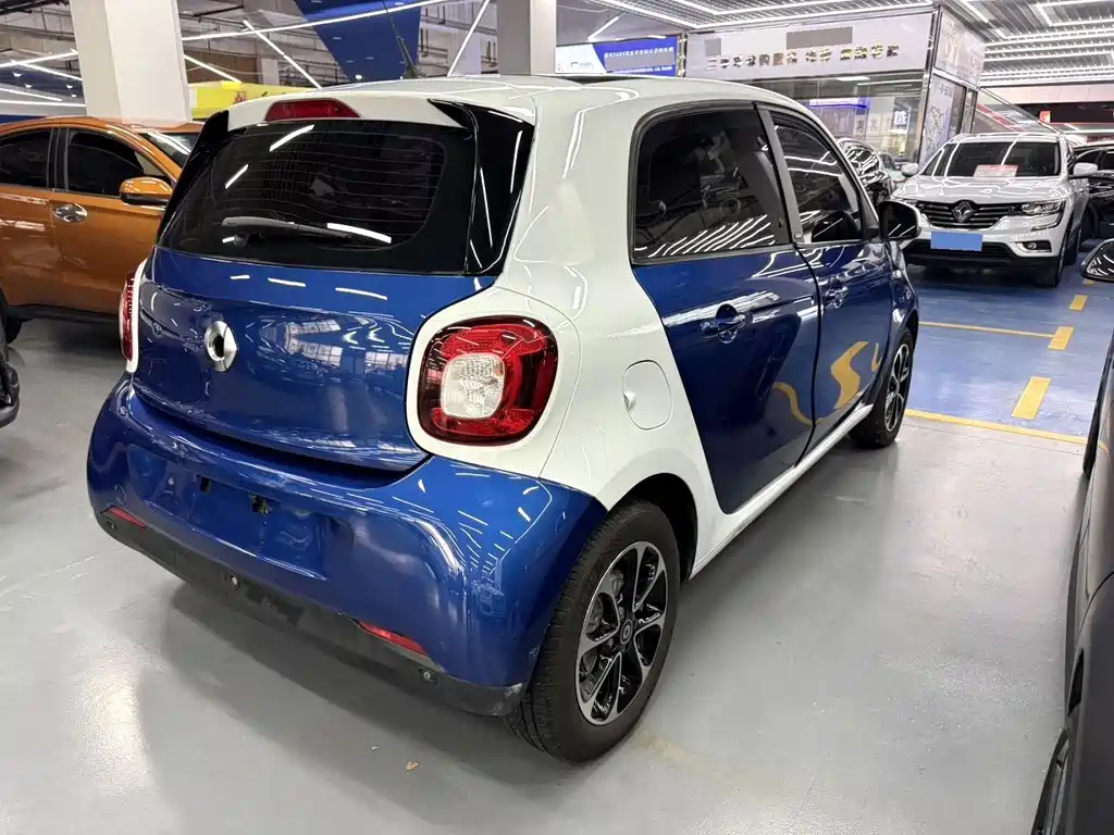 smart Forfour 2016 — фото 9