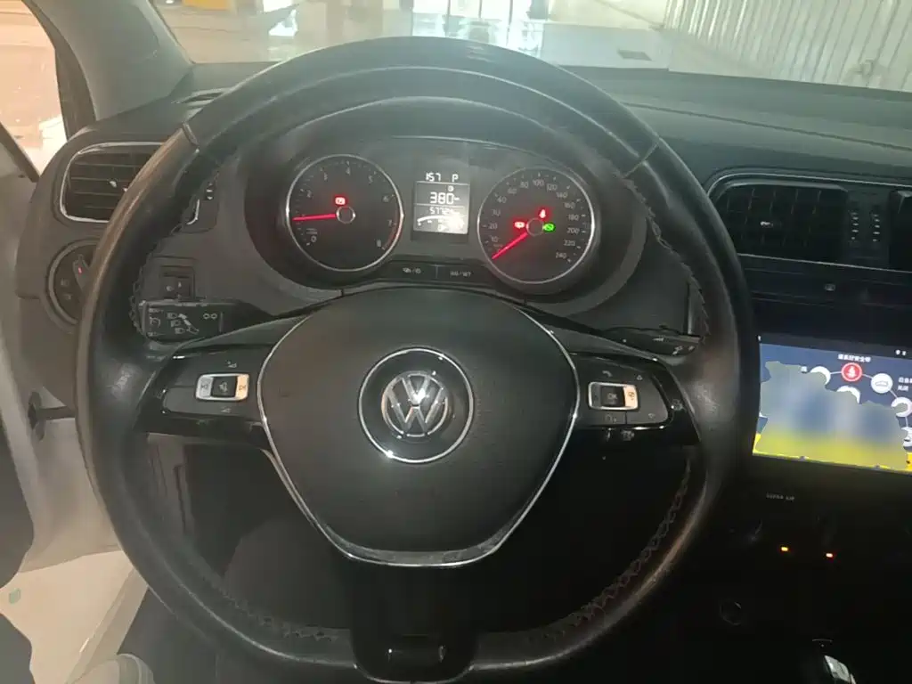 Volkswagen Polo 2018 — фото 11