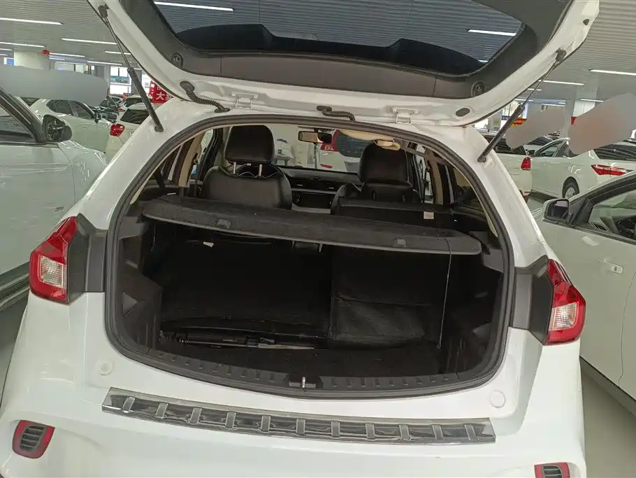 Geely Vision X3 2019