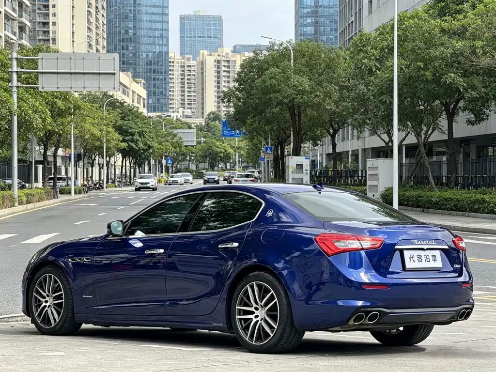 Maserati Ghibli 2019 — фото 7