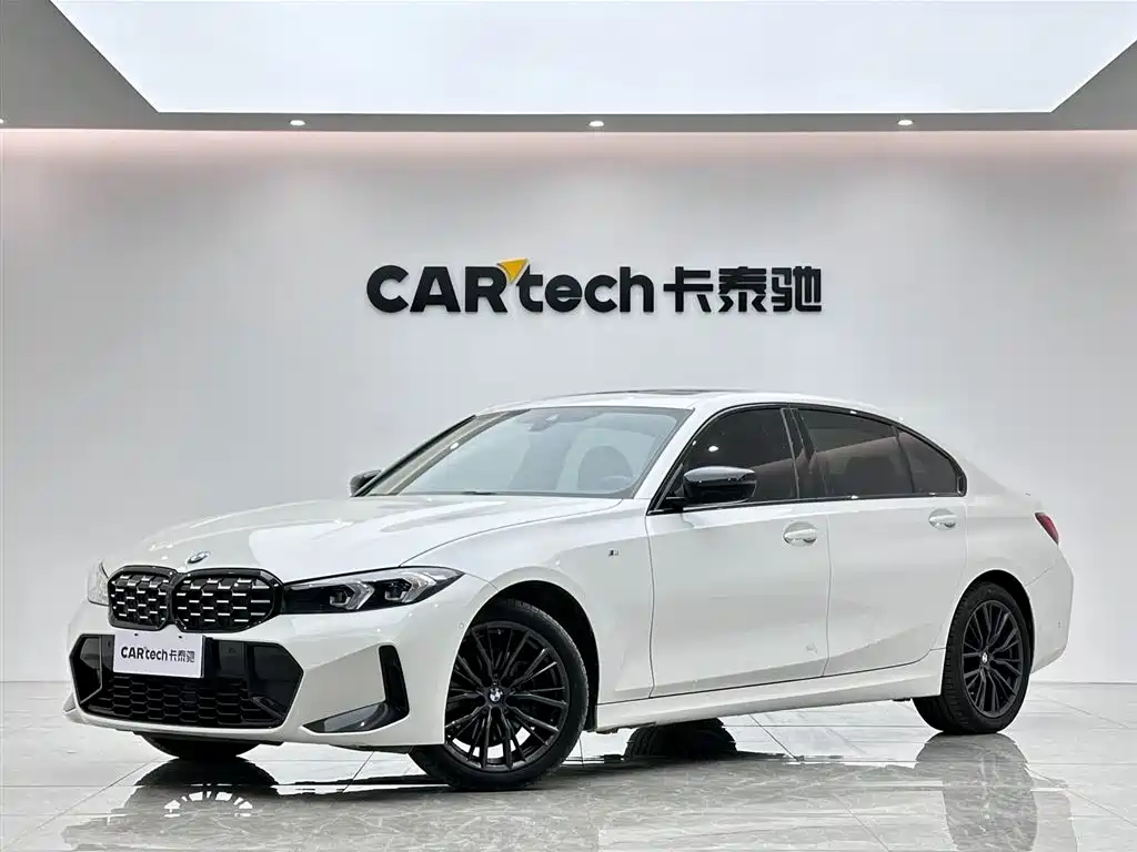 BMW 3 Series 2024 — фото 1