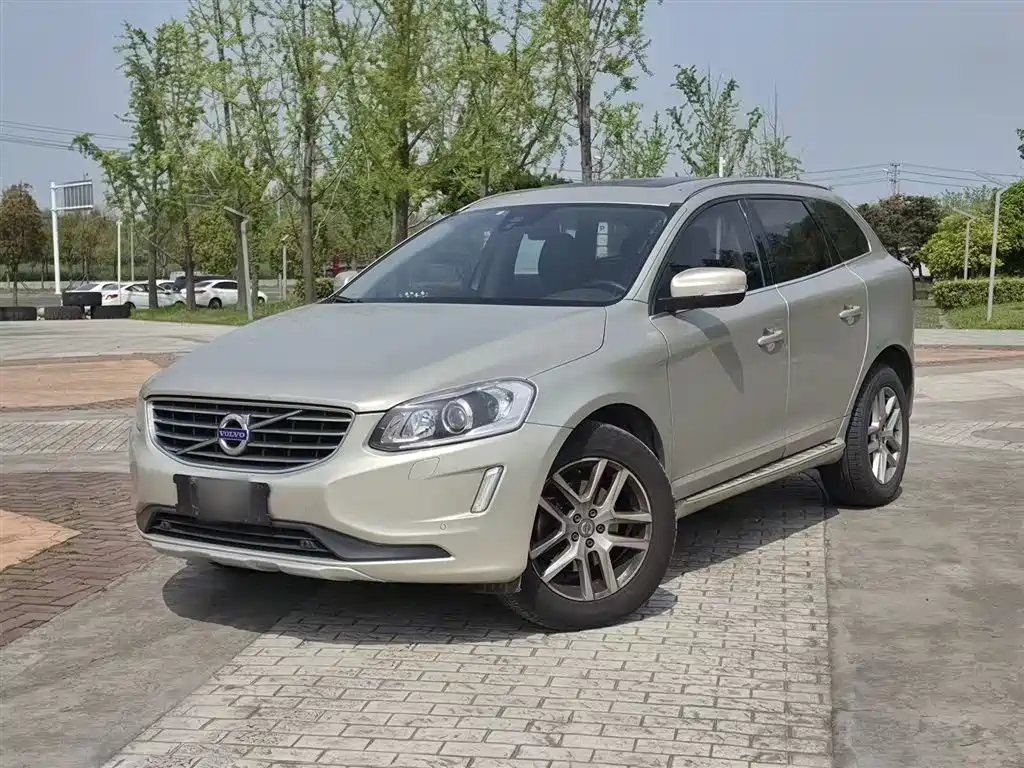Volvo XC60 2016 — фото 20