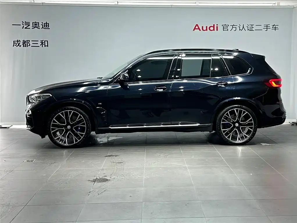 BMW X5 2021