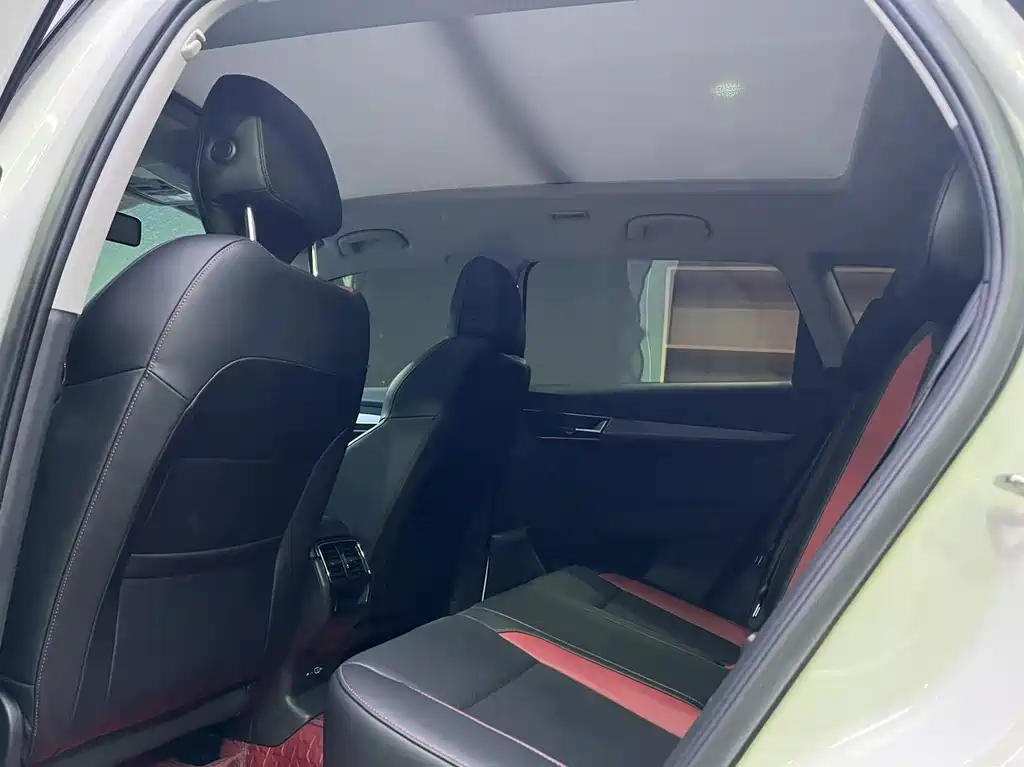 Skoda Karoq 2022 — фото 9