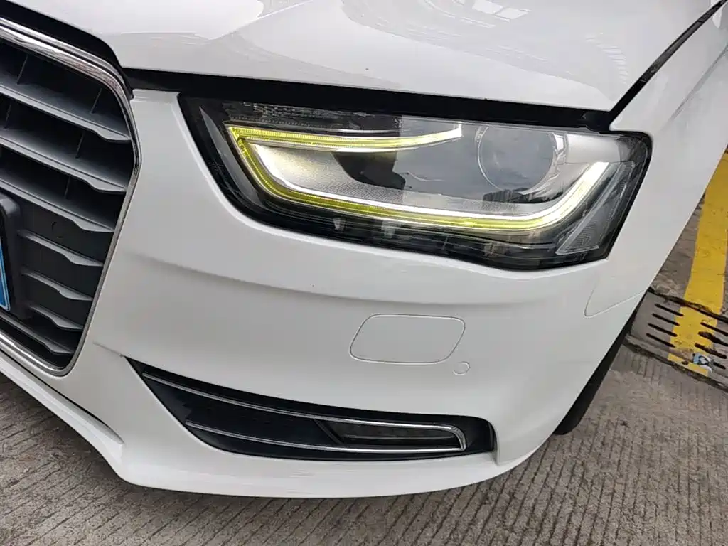 Audi A4L 2015 — фото 24