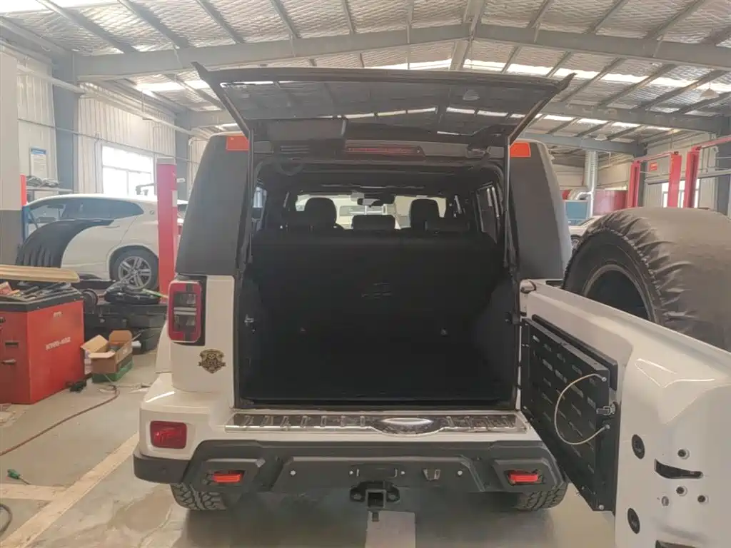 Beijing Off-Road BJ40 2019 — фото 15